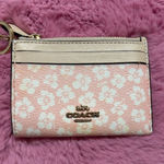 Coach  pink flower ID wallet  Photo 0