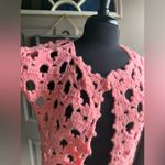 Vintage handmade 70/80s pink crochet open weave tunic vest, one size Photo 3