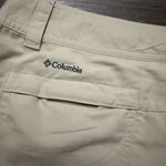Columbia Women's Beige Cargo Shorts Size 10 Photo 10