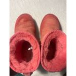 UGG  Pink Classic Low Boots Woman’s Size 6 -Could Use A Cleaning Photo 12