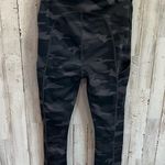 Athleta Black CAMO CONTENDER 7/8 TIGHT IN POWERLIFT Photo 5