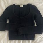 Aritzia Sweater Photo 0