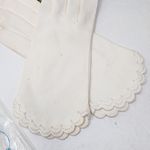 Vintage Van Raalte Classic Scalloped Hem Gloves Photo 3