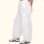 Good American  Cloud White Parachute Drawstring Cargo Pants New Size Small NWTS Photo 2