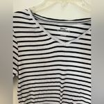 Chico's Chico’s size 1 black white stripe vneck short sleeve ultimate tee M 100% cotton Photo 4