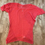 Free People  Red Knit Sweater Top Size Medium Short Sleeve‎ Photo 3