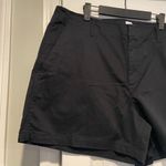 Gap NWT Size 18 Black Classic Chino Downtown Khaki Shorts Stretch 5” Inseam Photo 2