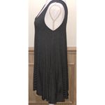 American Eagle Outfitters Dress ~ Size Small ~ Black & White ~ V-Neck Photo 4