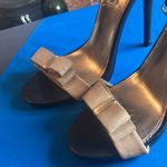 Steve Madden Black and Gold Women's Heels 9 brand new Photo 1