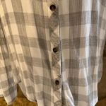Abercrombie & Fitch Soft Gray & White Buffalo Checked Plaid Shirt Women's XS A&F Photo 3