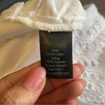 Vera Wang Simply Vera by  White Shorts Size Small Photo 4