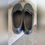 Clarks Womens Leather Loafers Size 10 Photo 4
