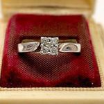 Keepsake Cluster Diamond Ring 5 Stone .22 CTW 10K White Gold 2.7 GRAMS SIZE 6.75 Photo 0