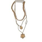 Women's Gold Photo 1