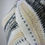 Akira  slanted stripe poncho‎ with fringe edge Photo 11