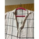 Lush Clothing Lush White Plaid Woman’s Long Sleeve V-Neck Top Size Medium Photo 4