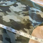 Lucky Brand  Short Sleeve Camo T-Shirt Women’s Medium Shirt Green Photo 5