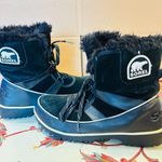 Sorel  Tivoil ll insulated suede faux fur snow boots Photo 5