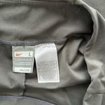 Nike fit dry size large stretch Capri gray Photo 2