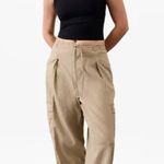 Athleta M Paradise Mid Rise Straight Leg Cargo Pant Medium Regular Flax Photo 4