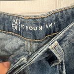 No Boundaries  junior Mom Jeans Photo 2