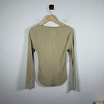 Aerie NWT Women’s Essential Henley Layering Top in Beige Size L Photo 9