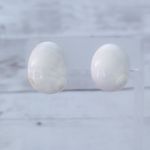 Vintage Screw On Earrings Chunky 3D Large Shell Beach Vibes White Photo 2