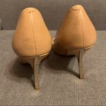 Guess by Marciano Guess Marciano tan patent leather with gold colored Heels, size 9 Photo 4