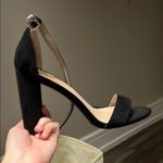 Yoki Black Heels Minimalist Design Photo 2