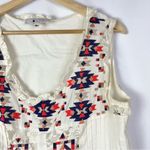 Boutique  Cory White Lace Embroidered Scoop Neck Tank Top M Photo 2
