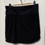 Athleta  Run With It Skort 16” Jupe Short Size Medium Photo 3