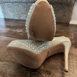 De Blossom Collection Rhinestone High Heel Photo 4