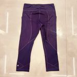 Lululemon Pace Rival Crop (22")
Black Grape Photo 5