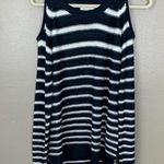 RD Style RD Styles Cold Shoulder Knit Sweater M Photo 2