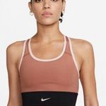 Nike Sports Bra Photo 0