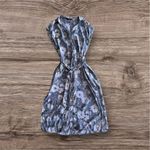ZARA a gray floral tie dress from 's Basic Collection in S. The dress features Photo 4