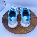 Nike Brand new roshe women’s size 7 Photo 3