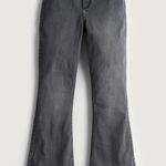 Hollister Curvy High Rise Flare jeans Photo 0