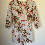 Love Tree Floral Romper Size Large Ivory Pockets Photo 0