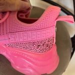 Steve Madden Size 9 pink sneakers Photo 7