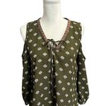 Sweet Wanderer Green Cold Shoulder Floral Embroidered Trim Blouse Size Medium Photo 2