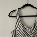 BCBGMAXAZRIA striped linen blend crop top Size 6 Photo 5