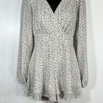 Forever 21 Polka Dot V-Neck Long Sleeve Romper Size Small Photo 0