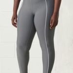 Abercrombie & Fitch  YPB leggings size medium  Photo 0