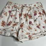 American Eagle  floral mom shorts size 4 Photo 5