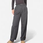 Aritzia wide leg trouser Photo 3