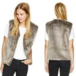 Aritzia Talula Park Slope Faux Fur Vest in Black | XXS Photo 14