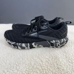 Brooks  Revel 6 Running Shoes Womens Size 10 Black Camo Neutral Cushion Athletic Photo 3
