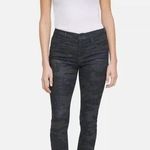 Calvin Klein NWT Mid Rise Skinny Black Camo Jean in Camo Print size 32 new Photo 0