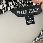 Ellen Tracy  Sleevless Black & White Half Zip Top size large Photo 4